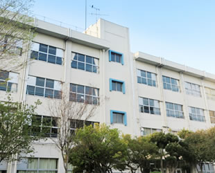 学校